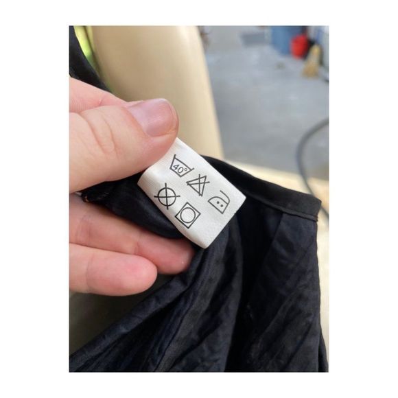 Maxmara Silk Top Black Gold Art Deco Twist Front V Neck - Picture 12 of 12